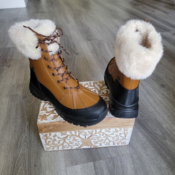 UGG Yose Fluff Waterproof Leather Boot - Picture 2 of 7